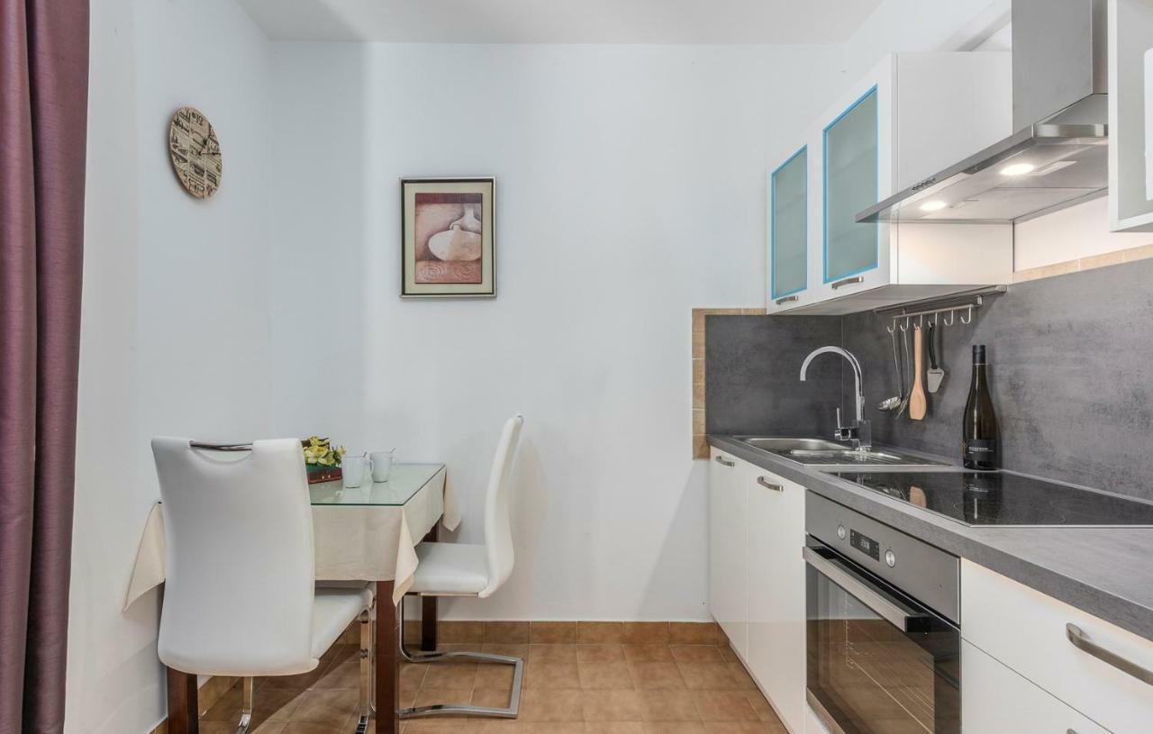 Apartments Rakovac 포레치 객실 사진